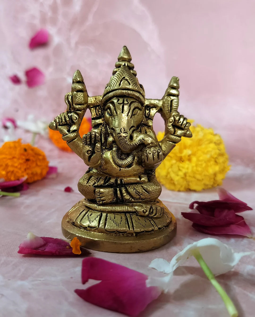 PITTALAM Brass Lord Ganesha Idol - Serene and Majestic