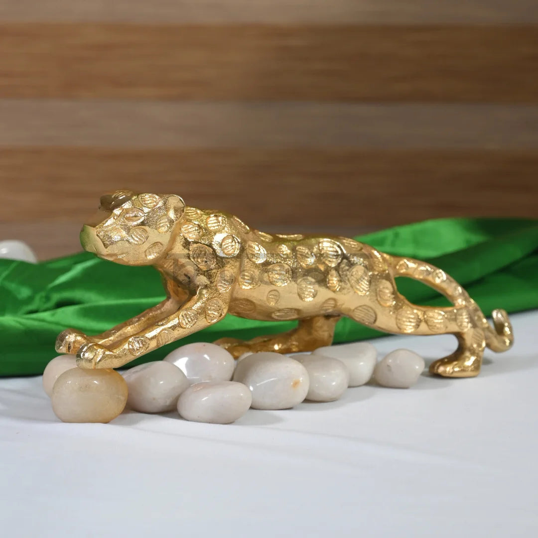PITTALAM Brass Jaguar - A Striking Symbol of Elegance and Strength