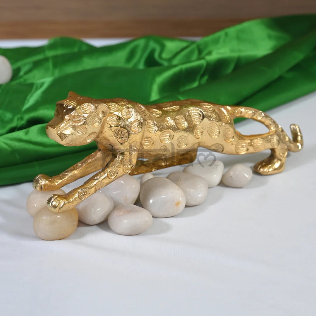 PITTALAM Brass Jaguar - A Striking Symbol of Elegance and Strength