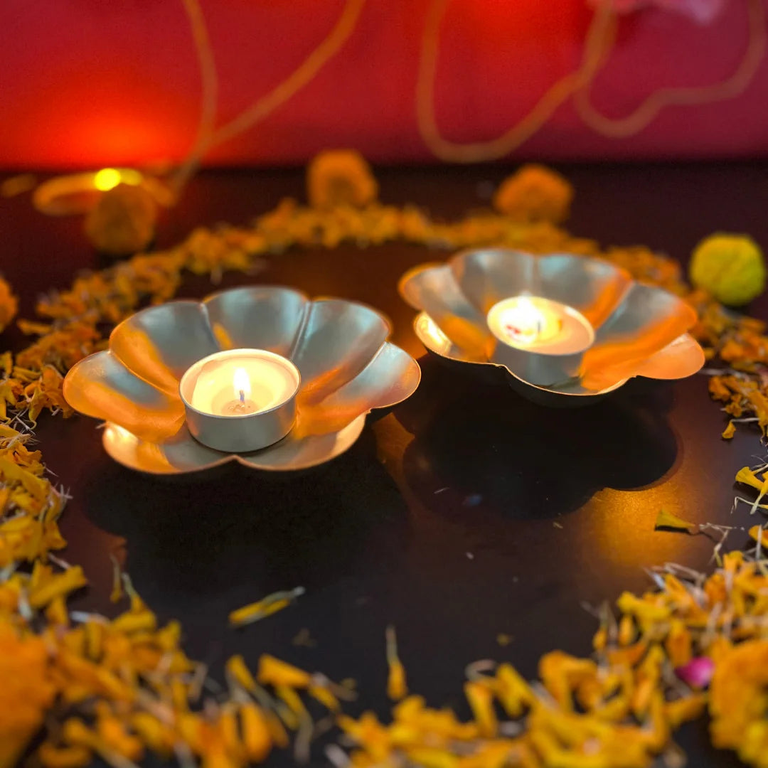 PITTALAM Metal Premium Flower Diya (Pack of 2) - Simplistic Elegance in Metal