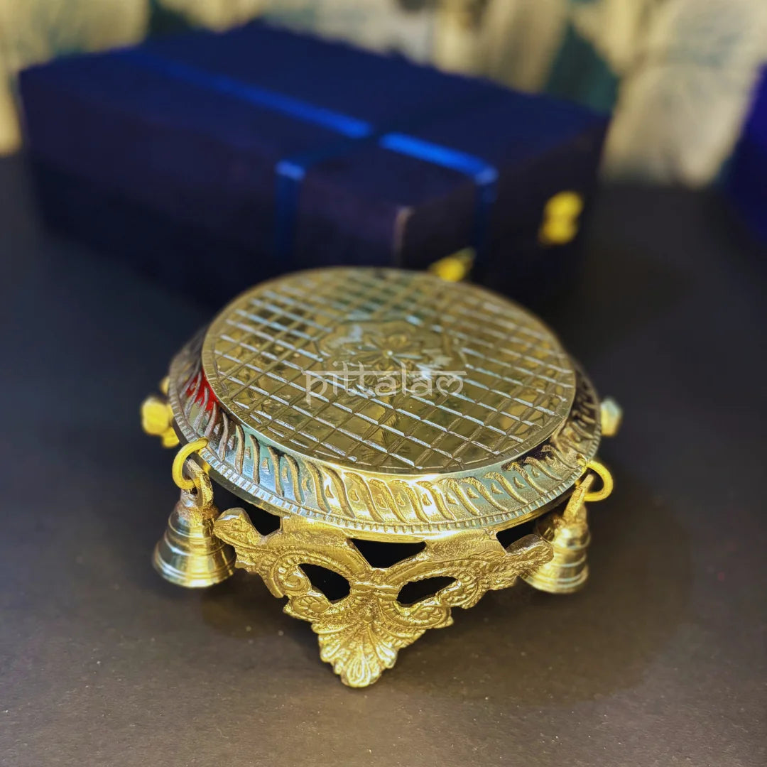 PITTALAM Brass Pooja Chowki - Handy Pooja Essential