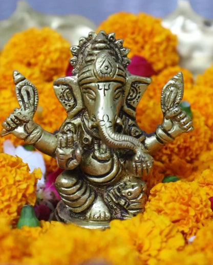 PITTALAM Brass Lord Ganesha Idol - Serene and Majestic