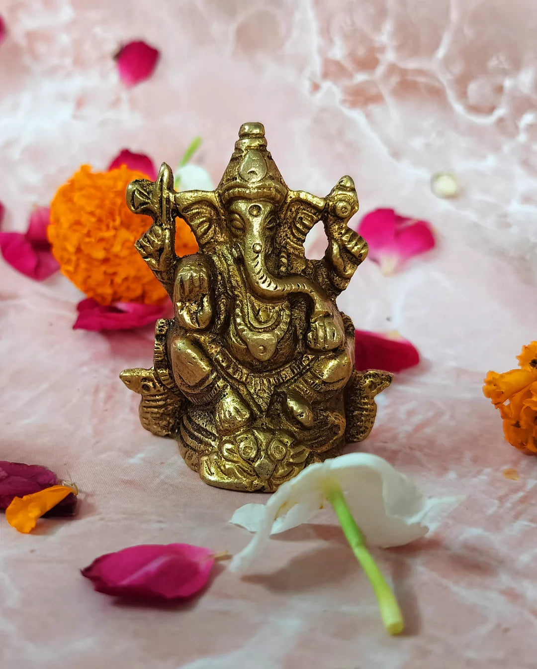 PITTALAM Brass Lord Ganesha Idol - Serene and Majestic