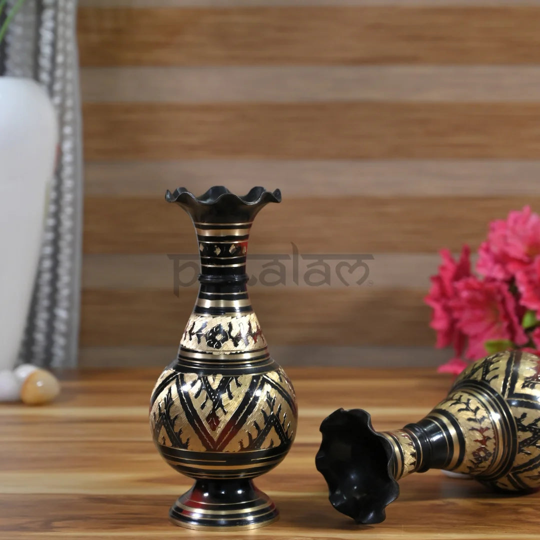 PITTALAM Brass Flower Pot -  A Vibrant Touch for Your Home Decor