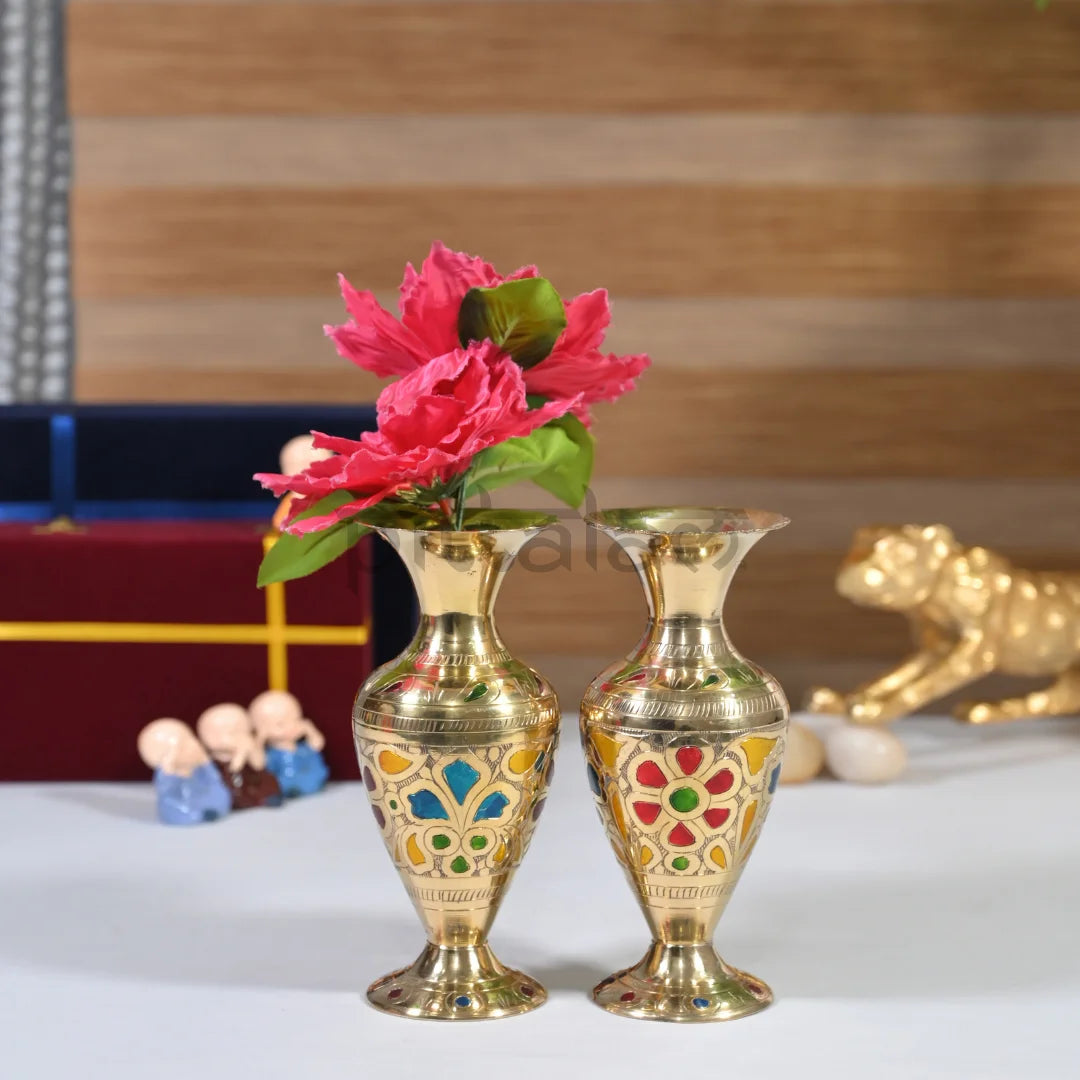 PITTALAM Brass Small Flower Vase (Gold) - Beautifully Engraved Floral Patterns